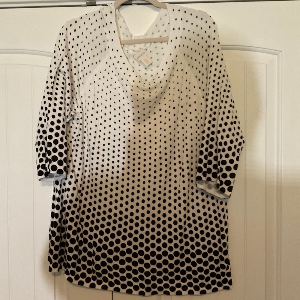 Sweater - Picture 2 of 2